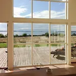 Nyaraló Summerhouse With A View Of The Water Skibby